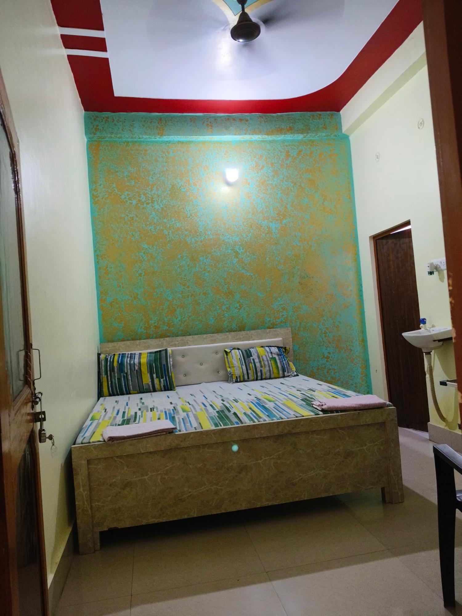 Rameshwar Dham Andhra Bhavan Naimisharanya Exteriör bild
